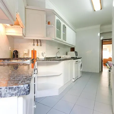 Downtown Typical By Homing Apartment *