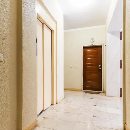 Apartment Downtown Typical By Homing *